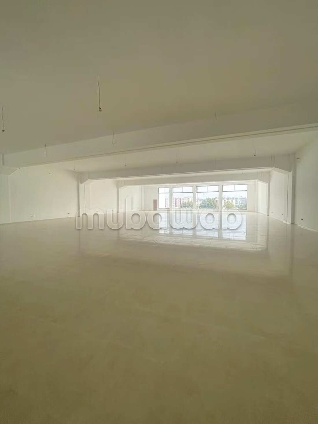 Commercial building 4510 m² for rent in Rabat — Photo 5