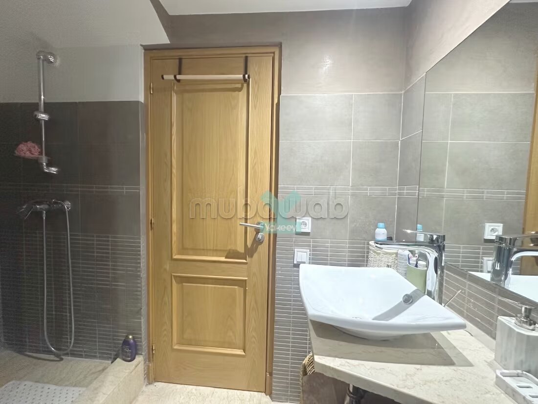 Luxury Duplex 243 m² for sale in Marrakech — Photo 14