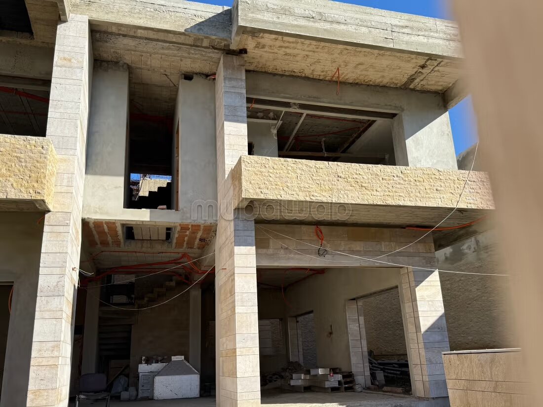 فيلا فاخرة 1000 م² للبيع في طنجة (مالاباتا) — Photo 38