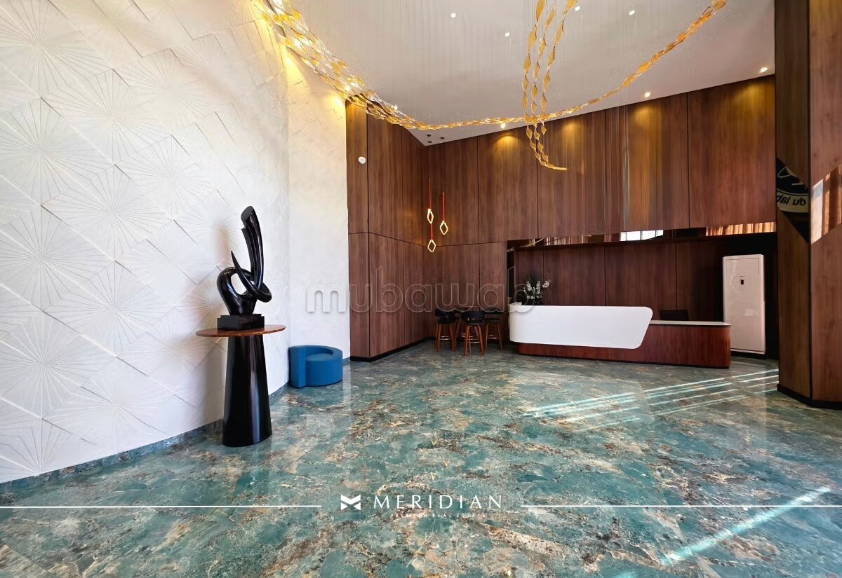 Immeuble professionnel 2800 m² à louer à Casablanca — Photo 2