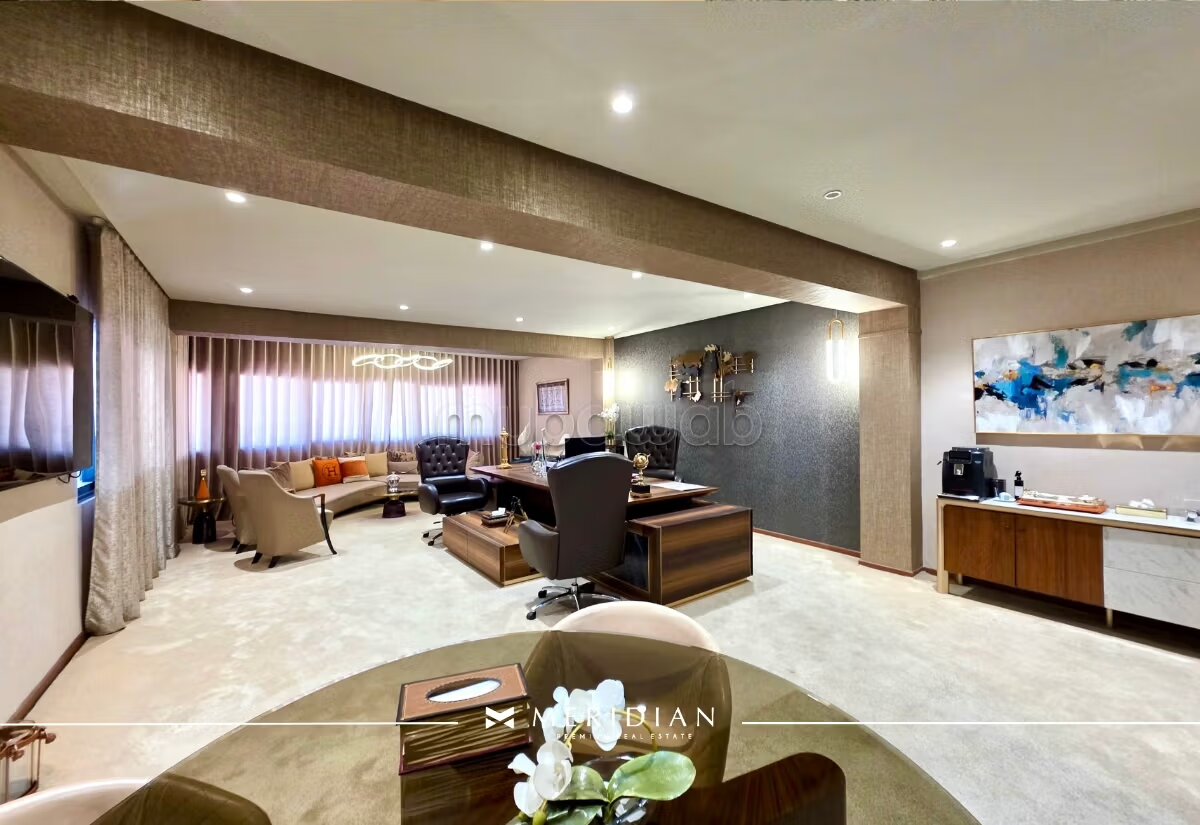 Immeuble professionnel 2800 m² à louer à Casablanca — Photo 4