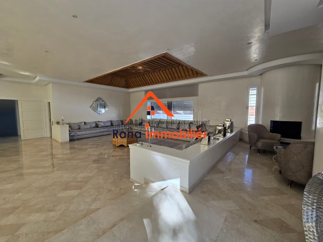 Furnished Villa 2000 m² for rent in Rabat Souissi — Photo 12
