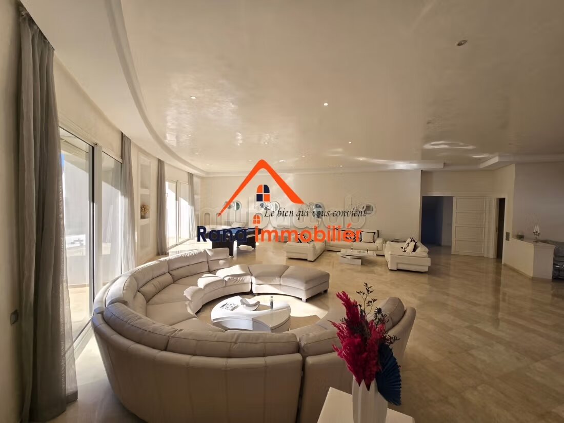 Furnished Villa 2000 m² for rent in Rabat Souissi — Photo 13