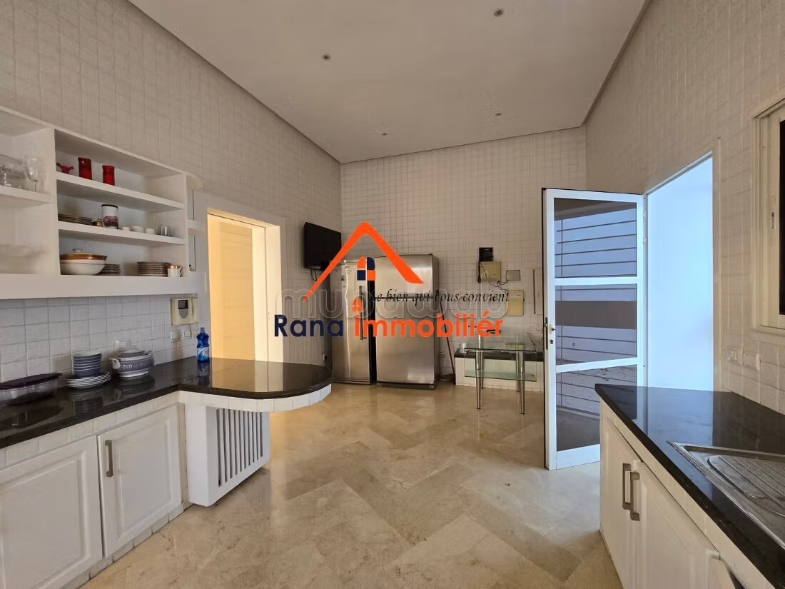 Furnished Villa 2000 m² for rent in Rabat Souissi — Photo 24