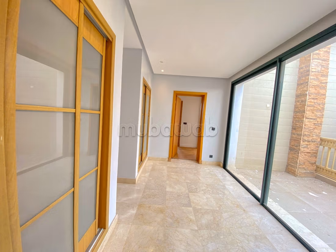 Villa 900 m² à louer à Ville Verte — Photo 14
