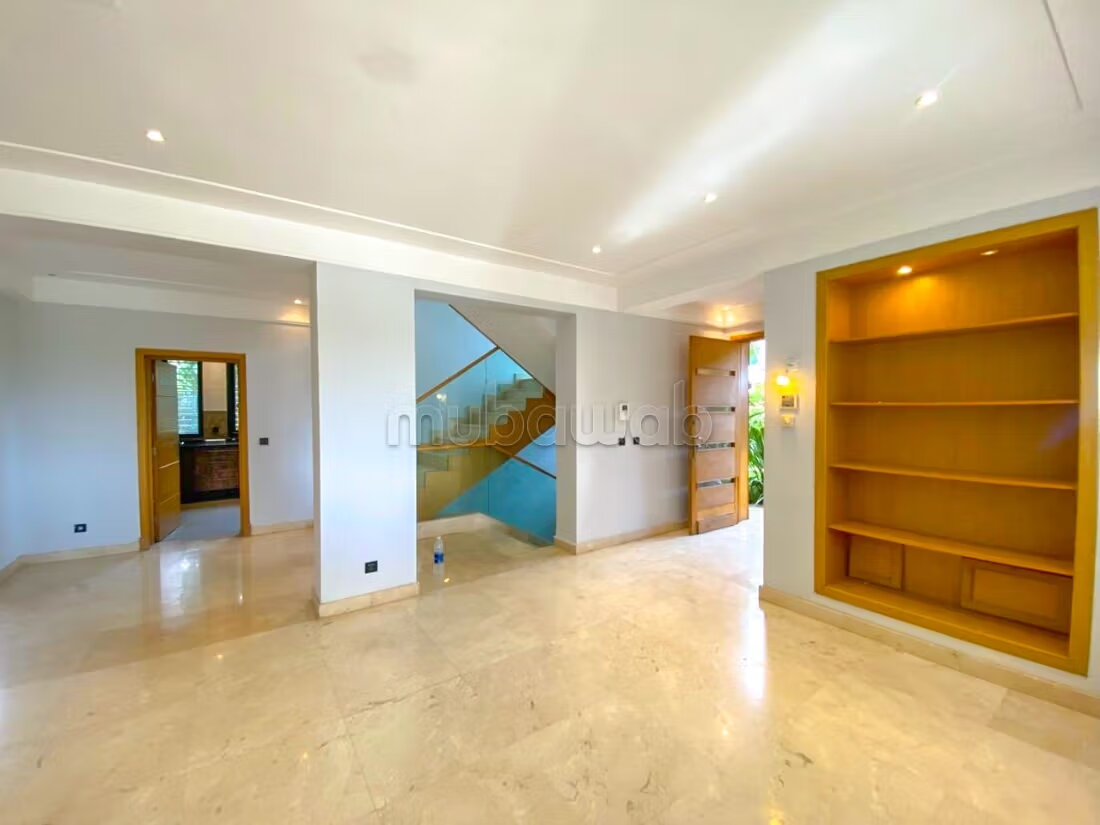 Villa 900 m² à louer à Ville Verte — Photo 3