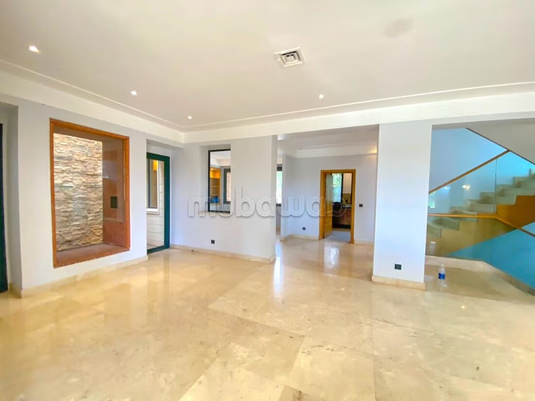 Villa 900 m² à louer à Ville Verte — Photo 5