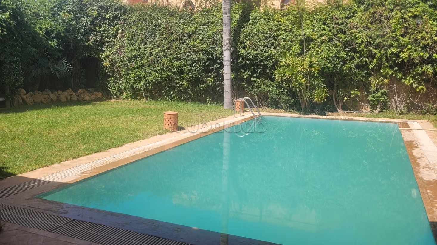 Furnished Villa 680 m² for rent in Marrakech — Photo 3