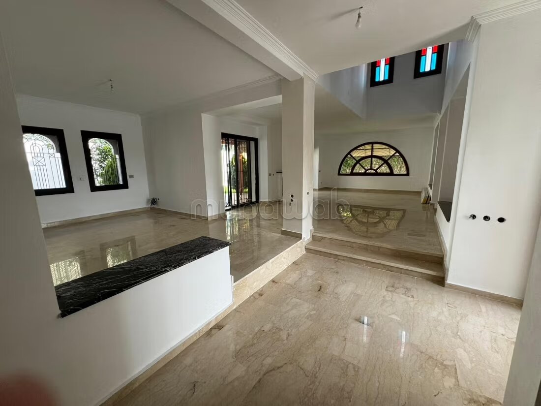 Office 650 m² for rent in الرباط (Hay Riad) — Photo 15