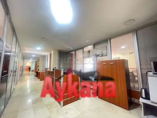 Office 650 m² for rent in الرباط (Hay Riad) — Photo 27