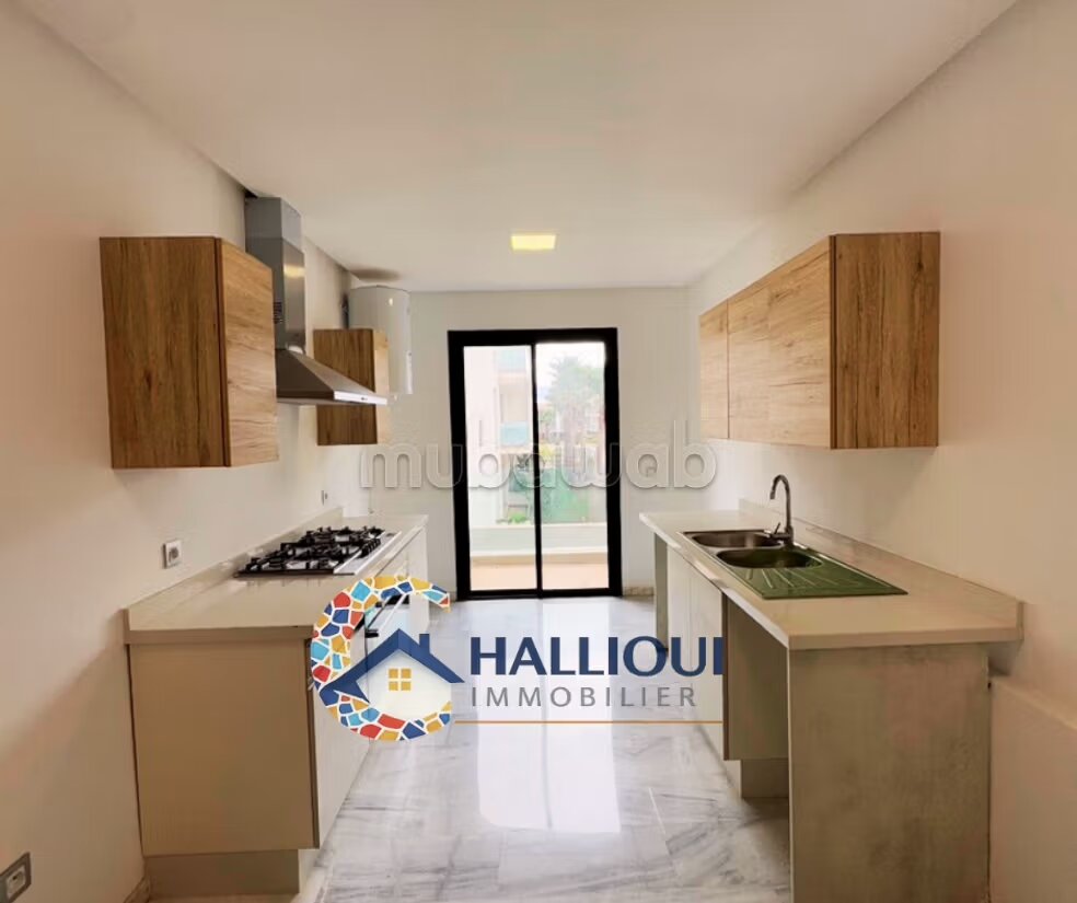 Appartement duplex neuf 210 m² à louer à El Menzeh — Photo 8