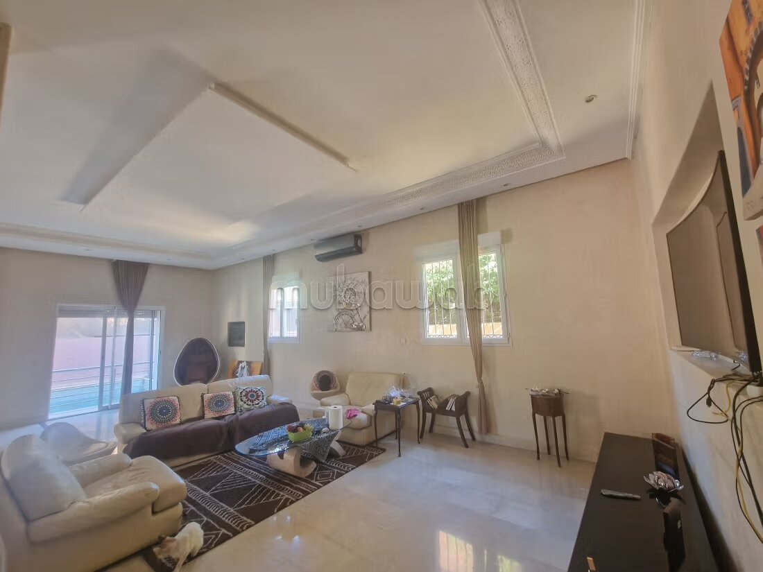 Family villa 500 m² for rent in Marrakech — Photo 36