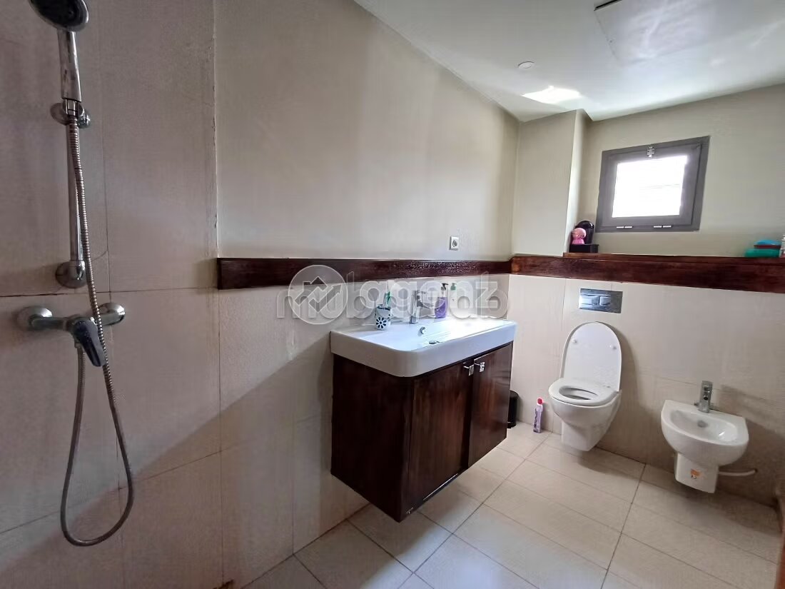 Apartment for sale 181 m² in Casablanca Moulay Youssef — Photo 13