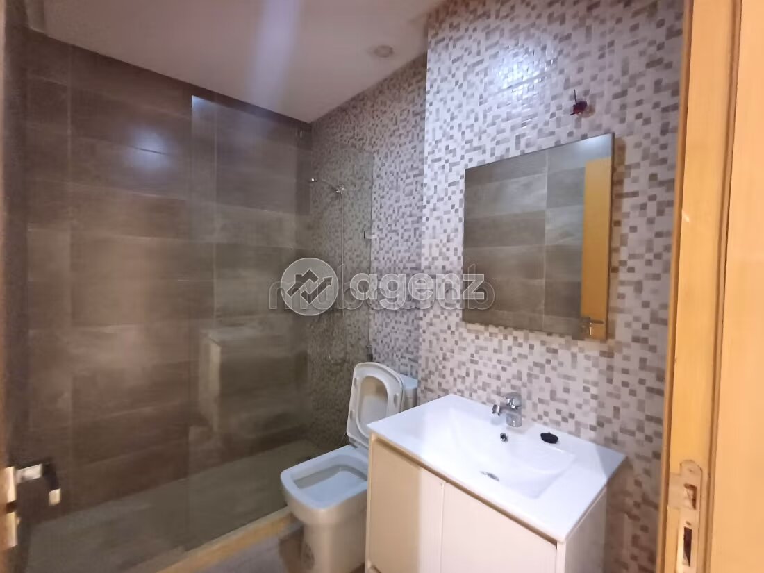 Duplex à vendre 256 m², 6 chambres Oulfa Casablanca — Photo 7