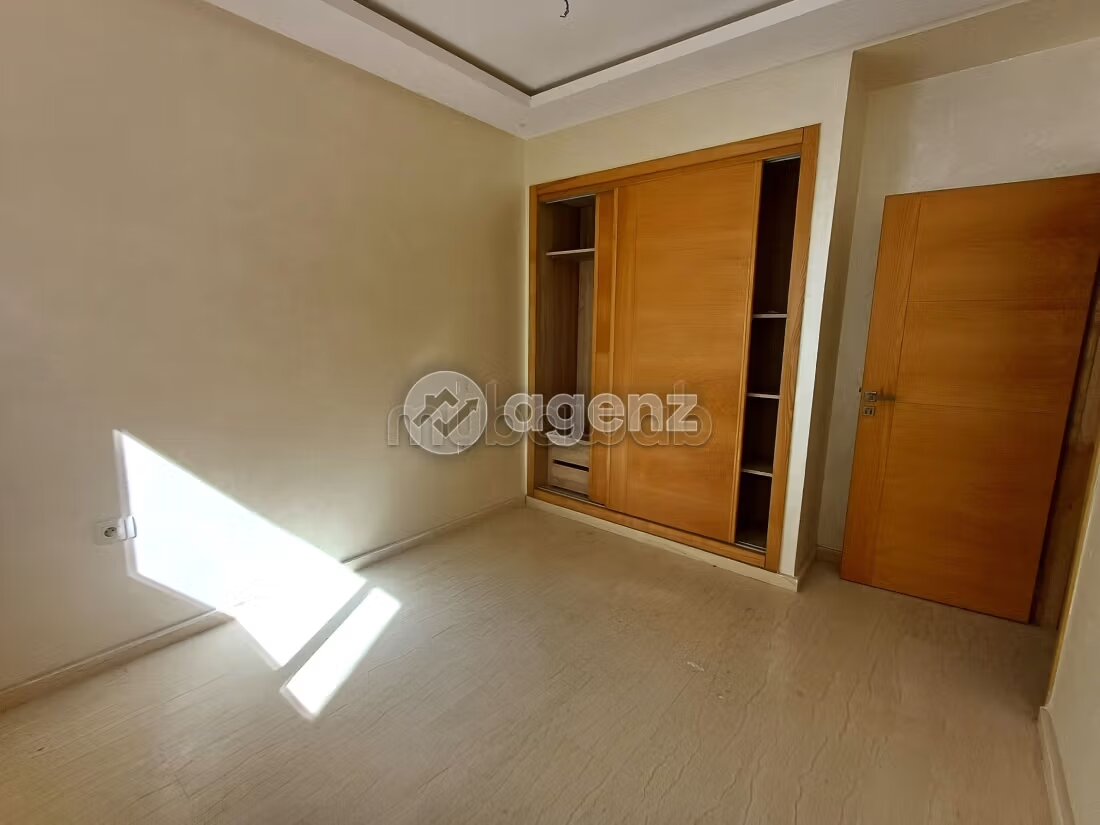 Duplex à vendre 256 m², 6 chambres Oulfa Casablanca — Photo 10