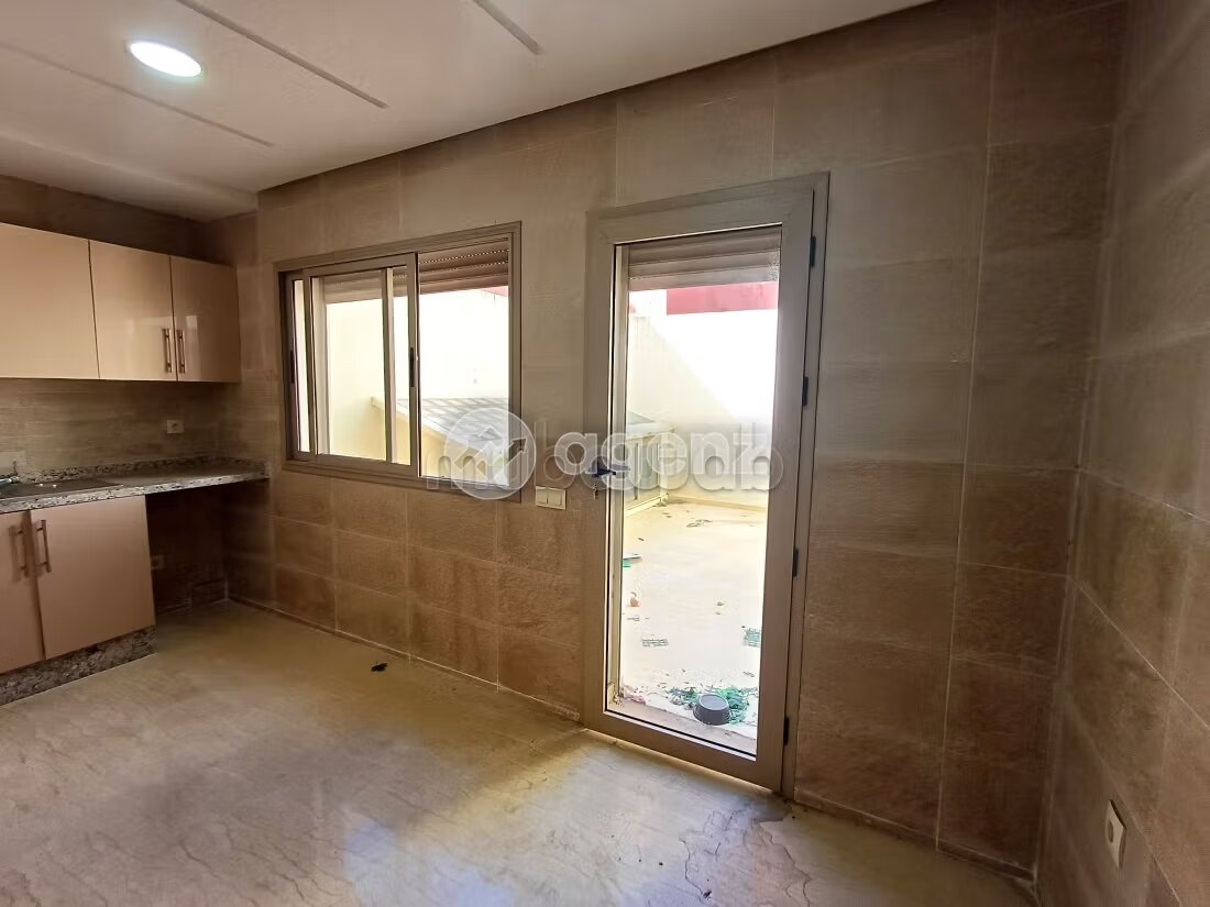 Duplex à vendre 256 m², 6 chambres Oulfa Casablanca — Photo 19