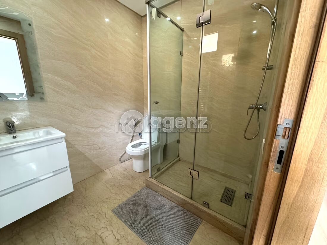 شقة للبيع 226 م² في الدار البيضاء — Photo 12