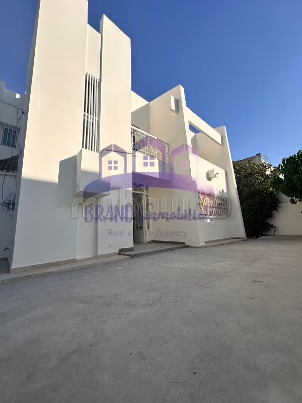 Villa 600 m² 7 chambres à louer à Tanger — Photo 28