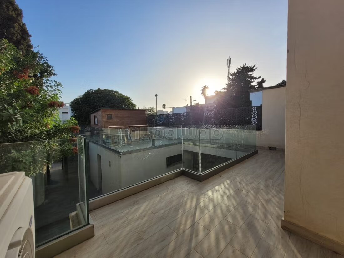 400 m² Villa for Rent in Rabat - Haut Agdal — Photo 10