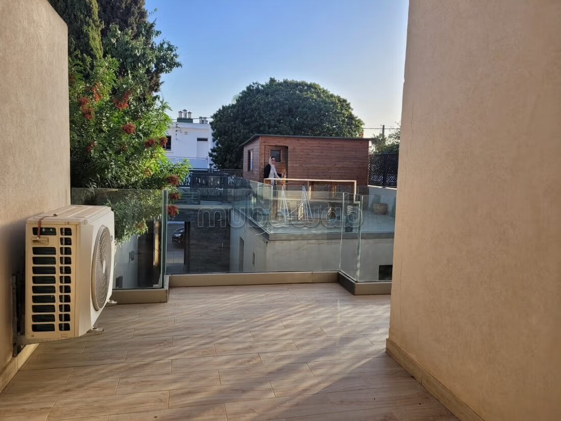 400 m² Villa for Rent in Rabat - Haut Agdal — Photo 11
