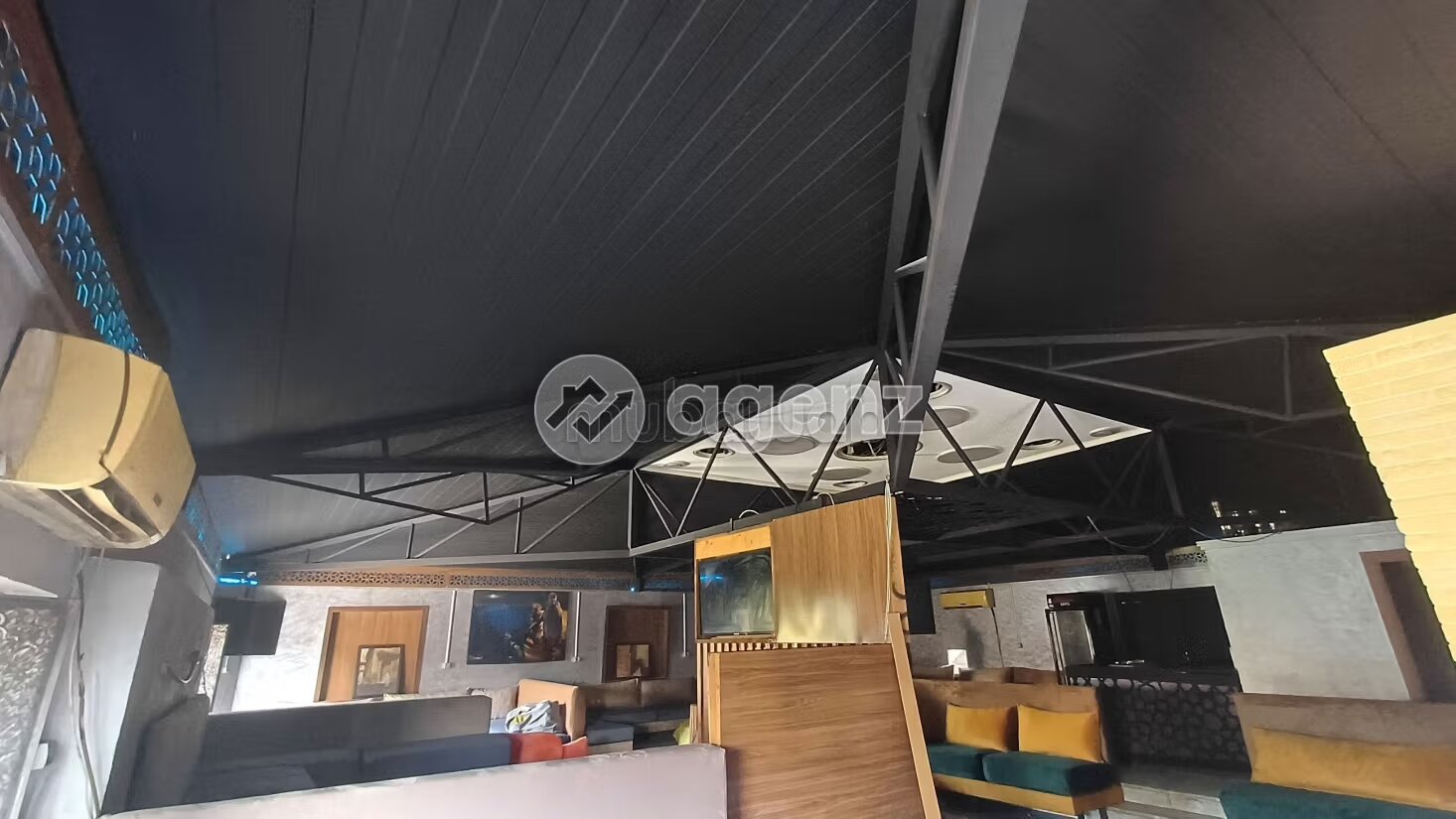 Office 149 m² for sale in Marrakech — Photo 19