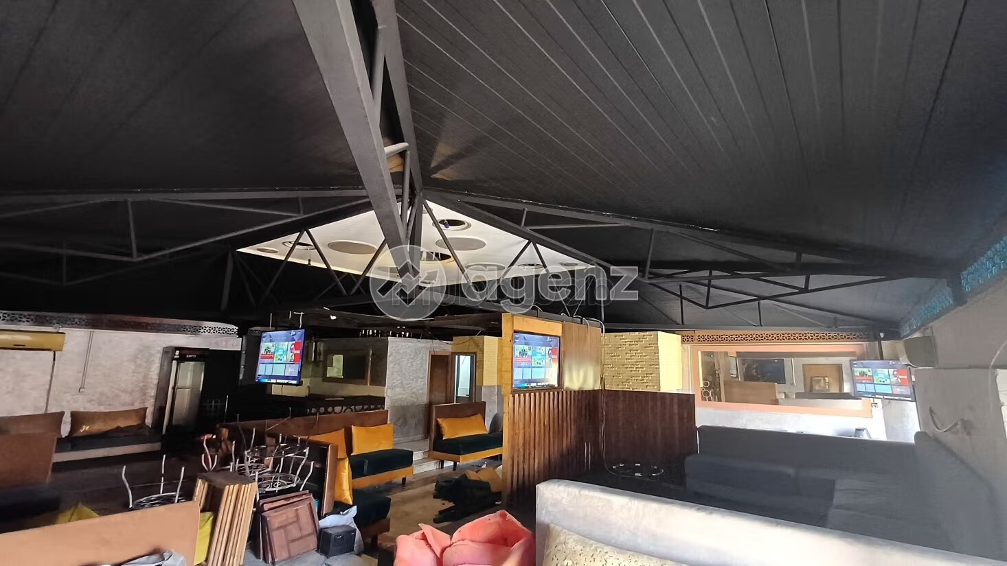 Office 149 m² for sale in Marrakech — Photo 12