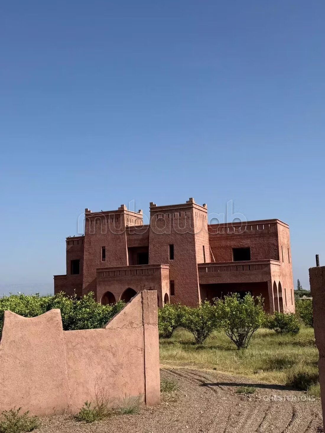 Domaine de 4 hectares avec 4 villas semi-finies à vendre à Marrakech — Photo 4