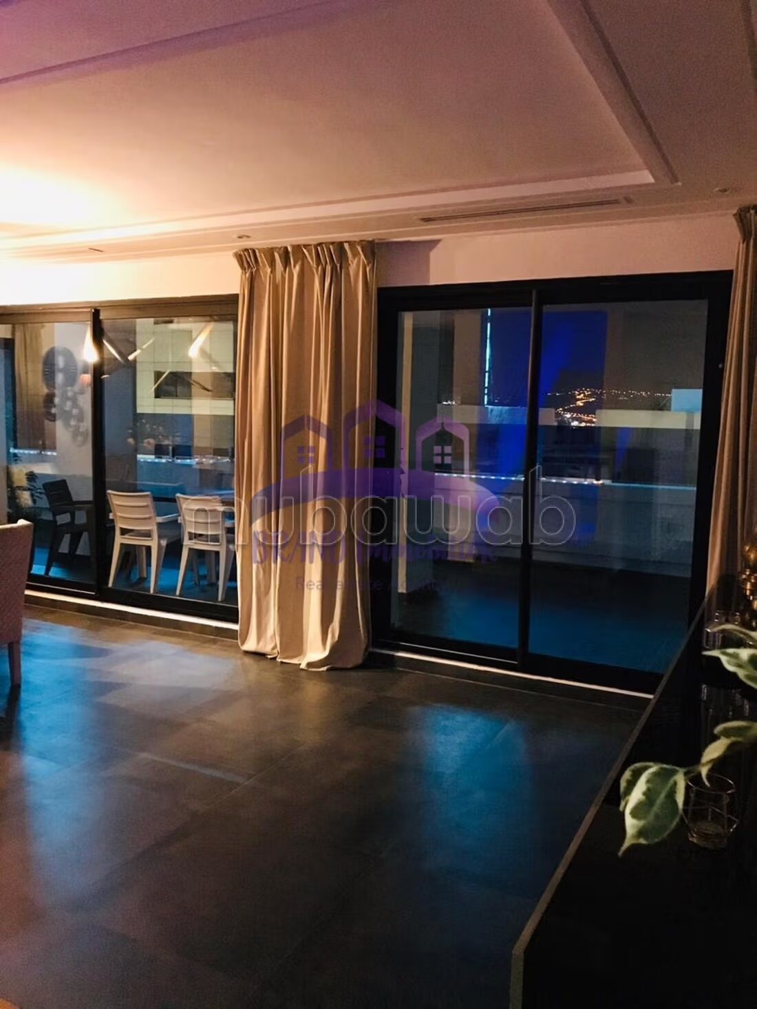 دوبلكس 300 م² للإيجار في طنجة – وسط المدينة — Photo 11