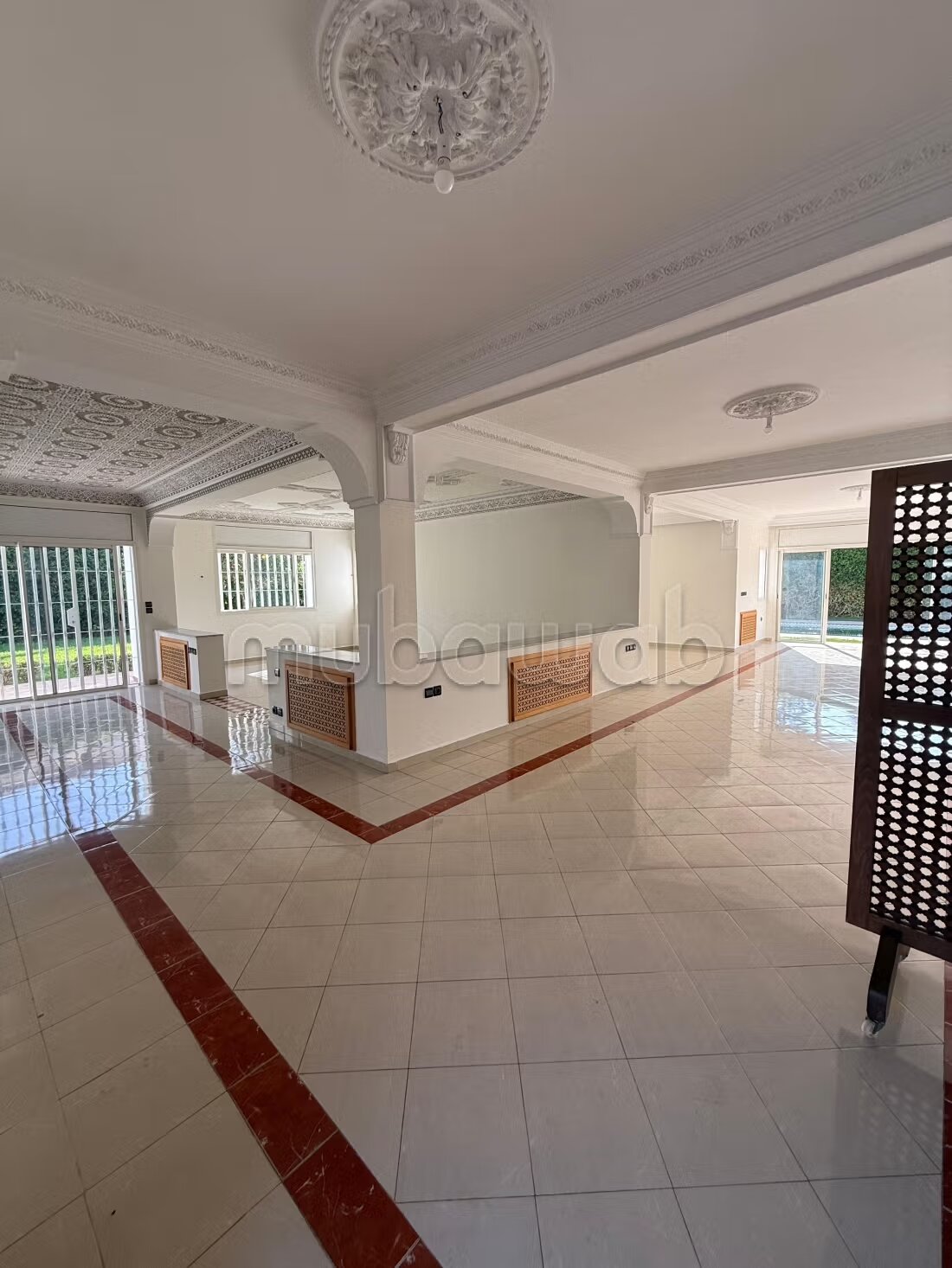 Villa 2000 m² à louer à Rabat – Souissi — Photo 6