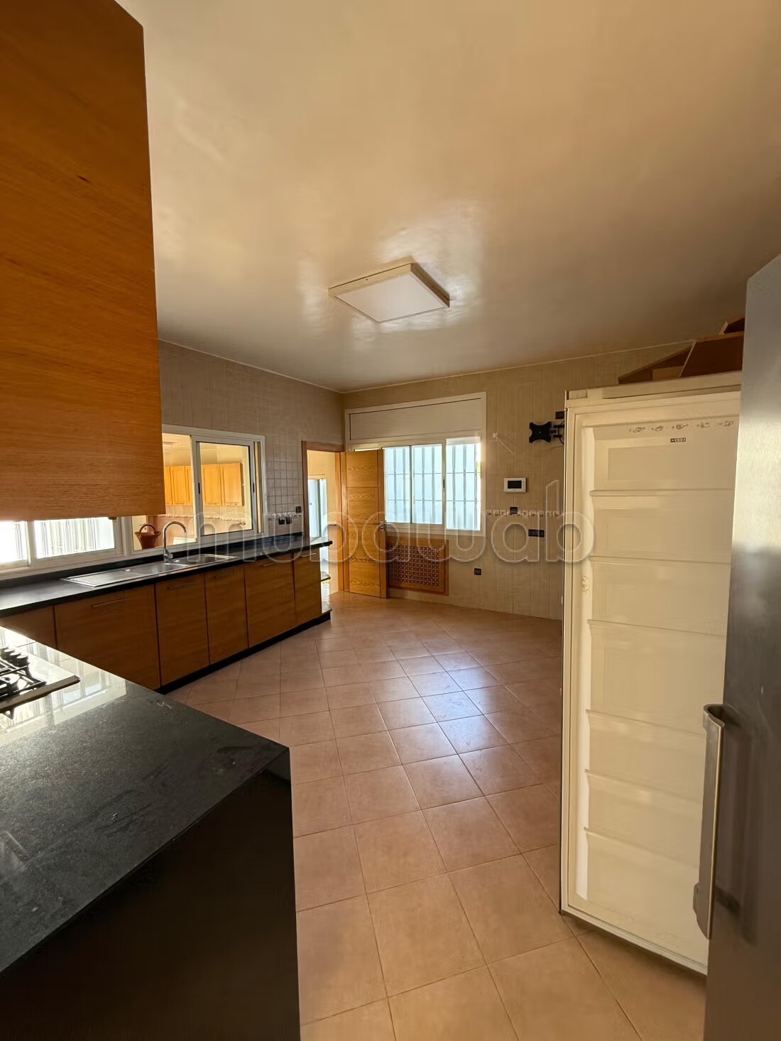 Villa 2000 m² à louer à Rabat – Souissi — Photo 26