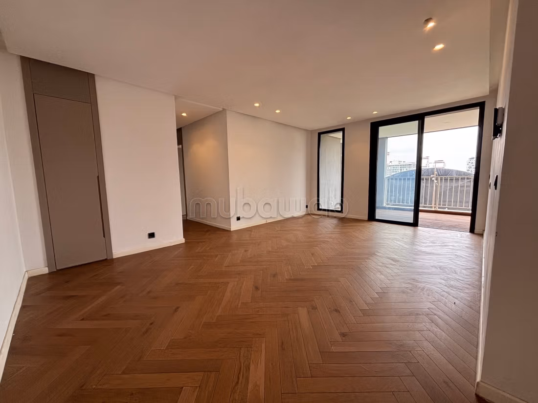 Appartement 130 m² à louer à Casablanca — Photo 2