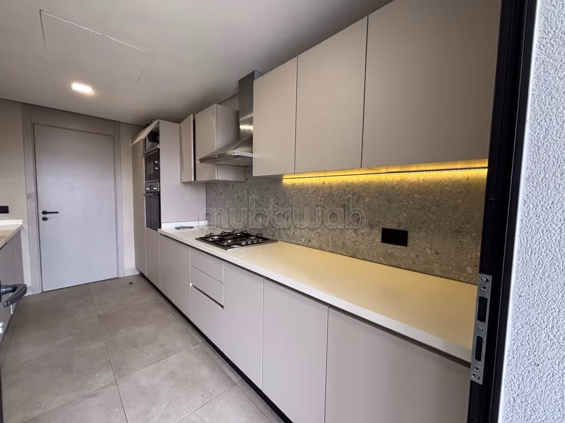 Appartement 130 m² à louer à Casablanca — Photo 6