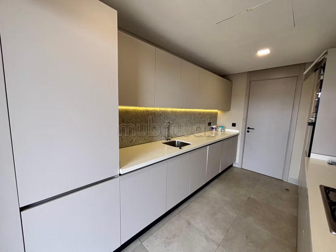 Appartement 130 m² à louer à Casablanca — Photo 7