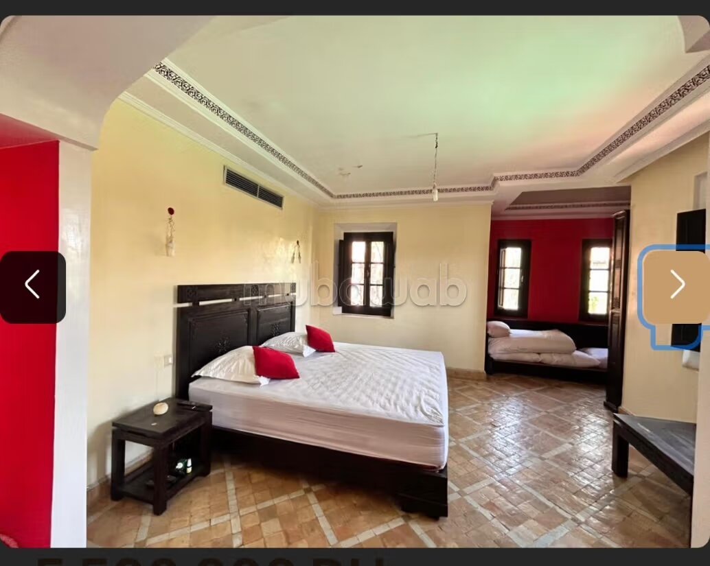4-Bedroom Villa 300 m² for Sale in Marrakech (Palmeraie) — Photo 21