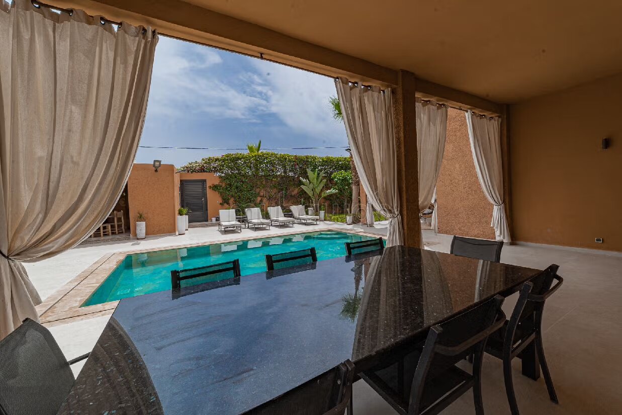 فيلا ١٤٠م٢ للإيجار في مراكش — Photo 118