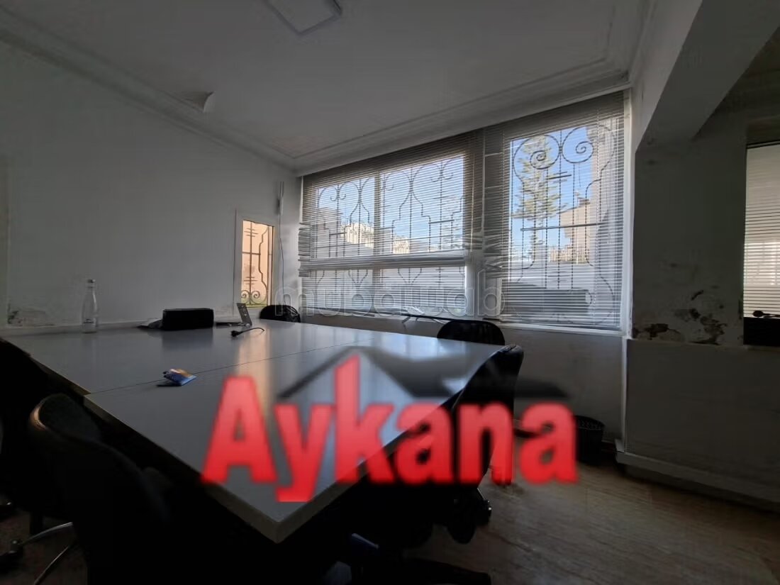 600 m² Villa for Sale in Rabat — Photo 11