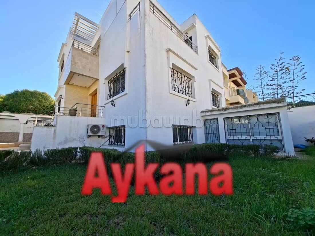 600 m² Villa for Sale in Rabat — Photo 4