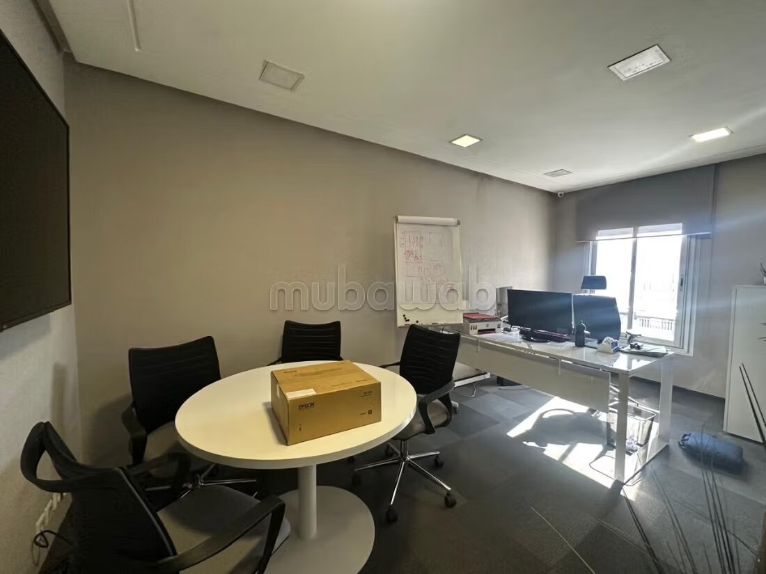 Office 100 m² for rent in Casablanca — Photo 11