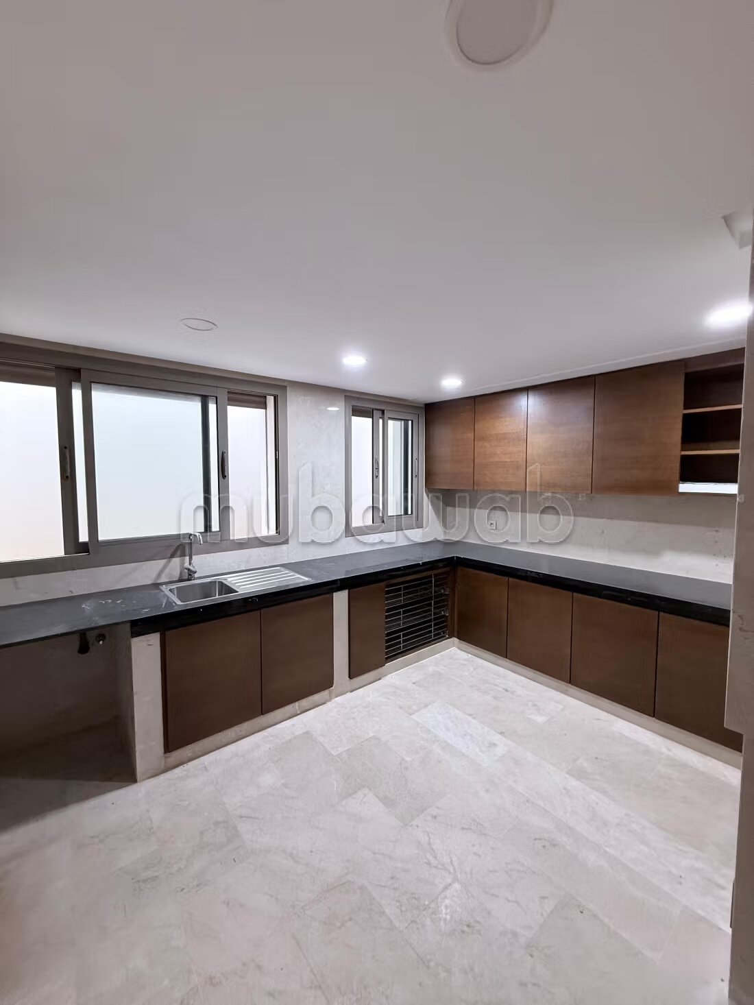 Villa 400 m² à louer à Harhoura (Rabat) — Photo 12