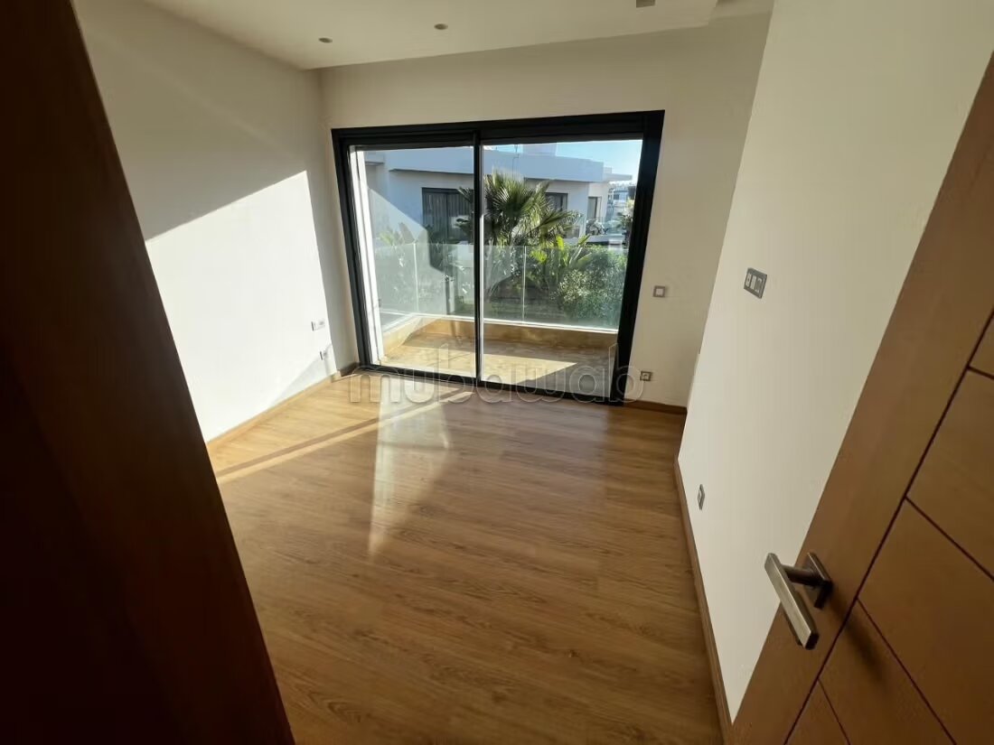 Villa for rent 300 m² in Ain Diab, Casablanca — Photo 14