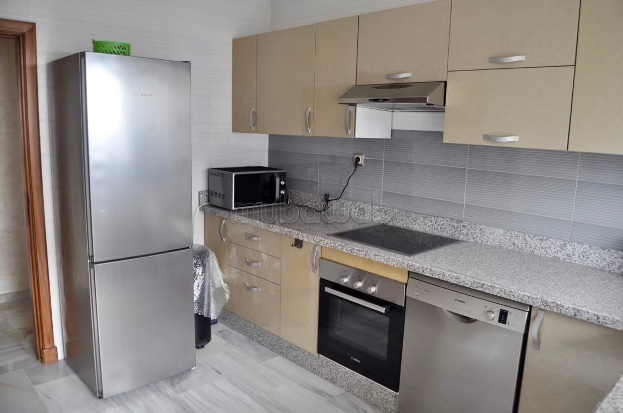 Apartment 105 m² for rent in Tangier — Photo 8
