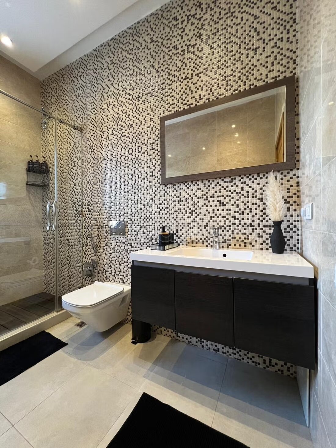 Villa 1000 m² à louer à Rabat – Souissi — Photo 40