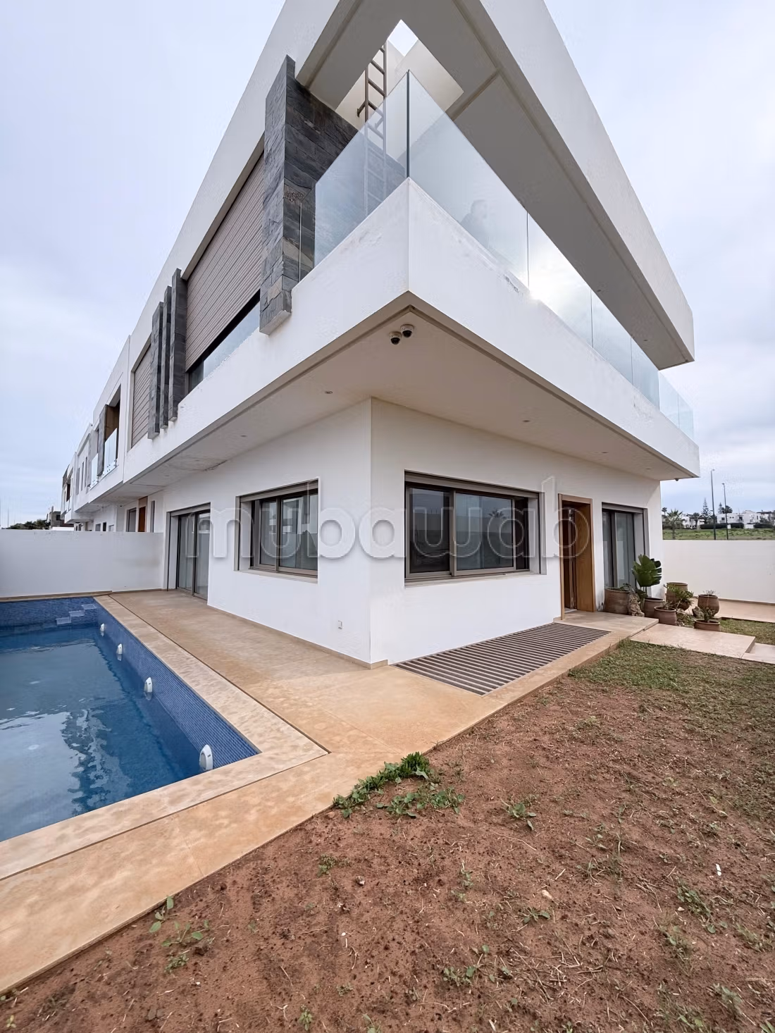 Villa 450 m² for rent in Harhoura — Photo 2
