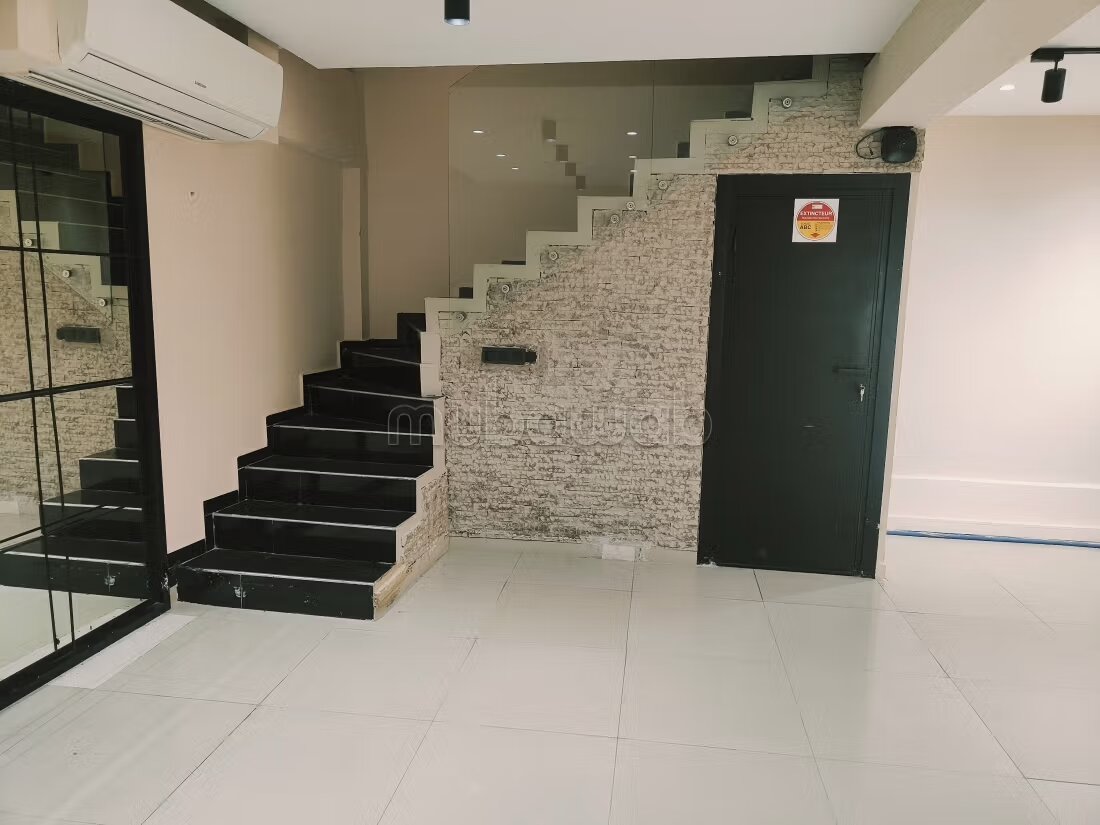 Office 160 m² for rent in Casablanca (Maârif) — Photo 31