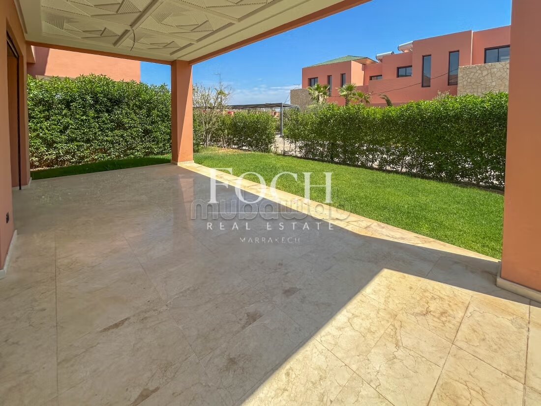 فيلا 280 متر مربع للإيجار في مراكش — Photo 34