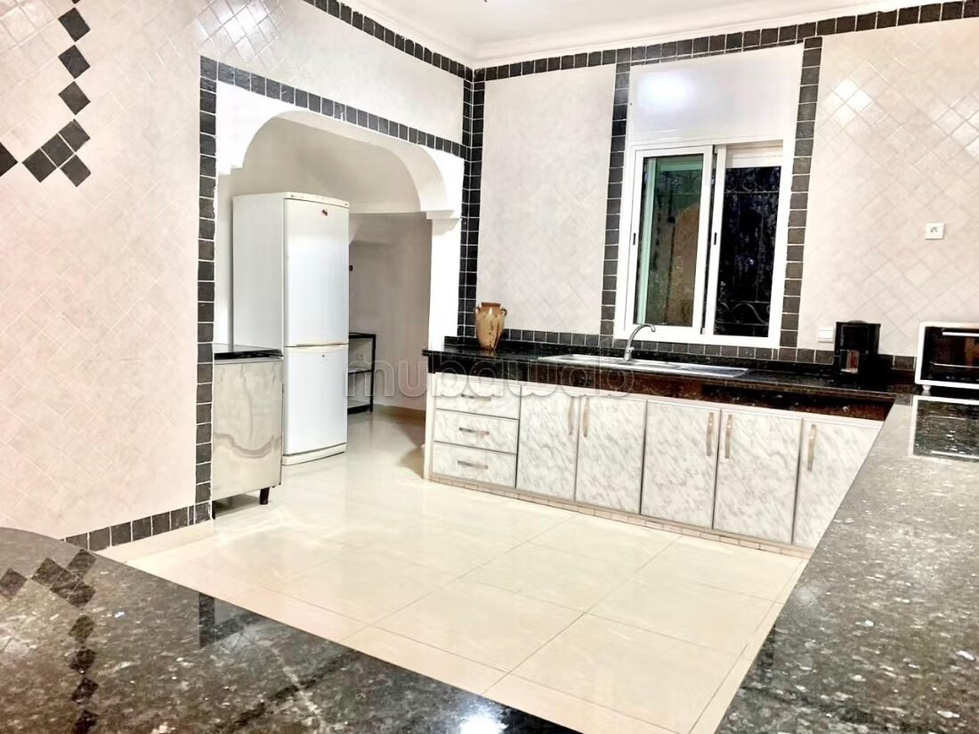 فيلا 280 متر مربع للإيجار في مراكش — Photo 386