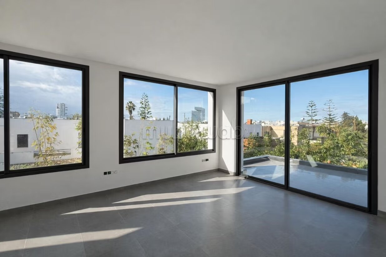 700 m² Office for Rent in Rabat — Photo 5
