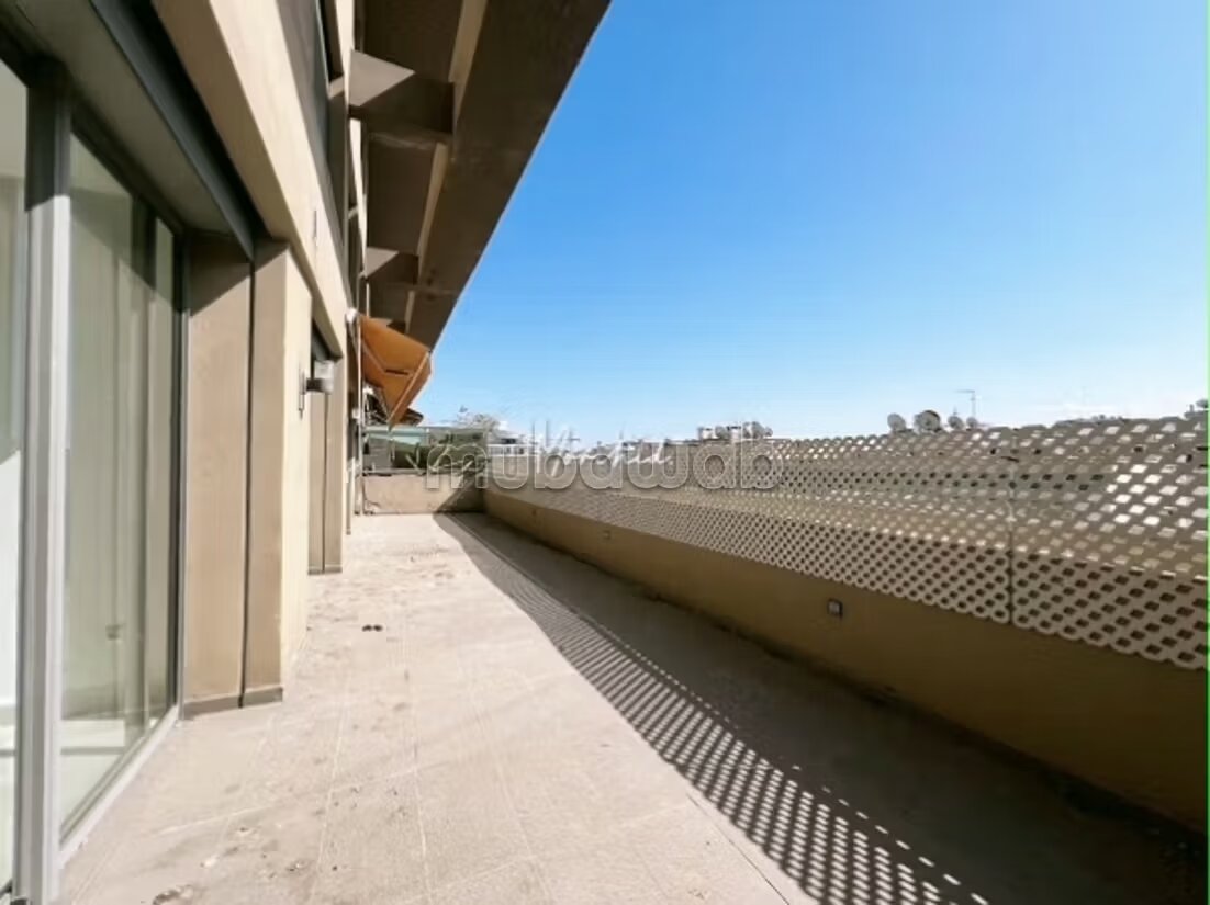 221 m² Apartment for Rent in الدار البيضاء — Photo 2