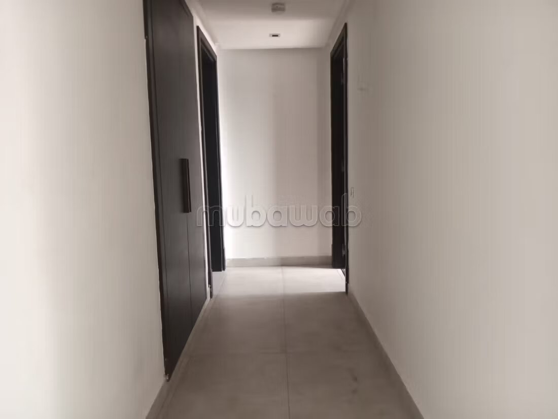 221 m² Apartment for Rent in الدار البيضاء — Photo 36