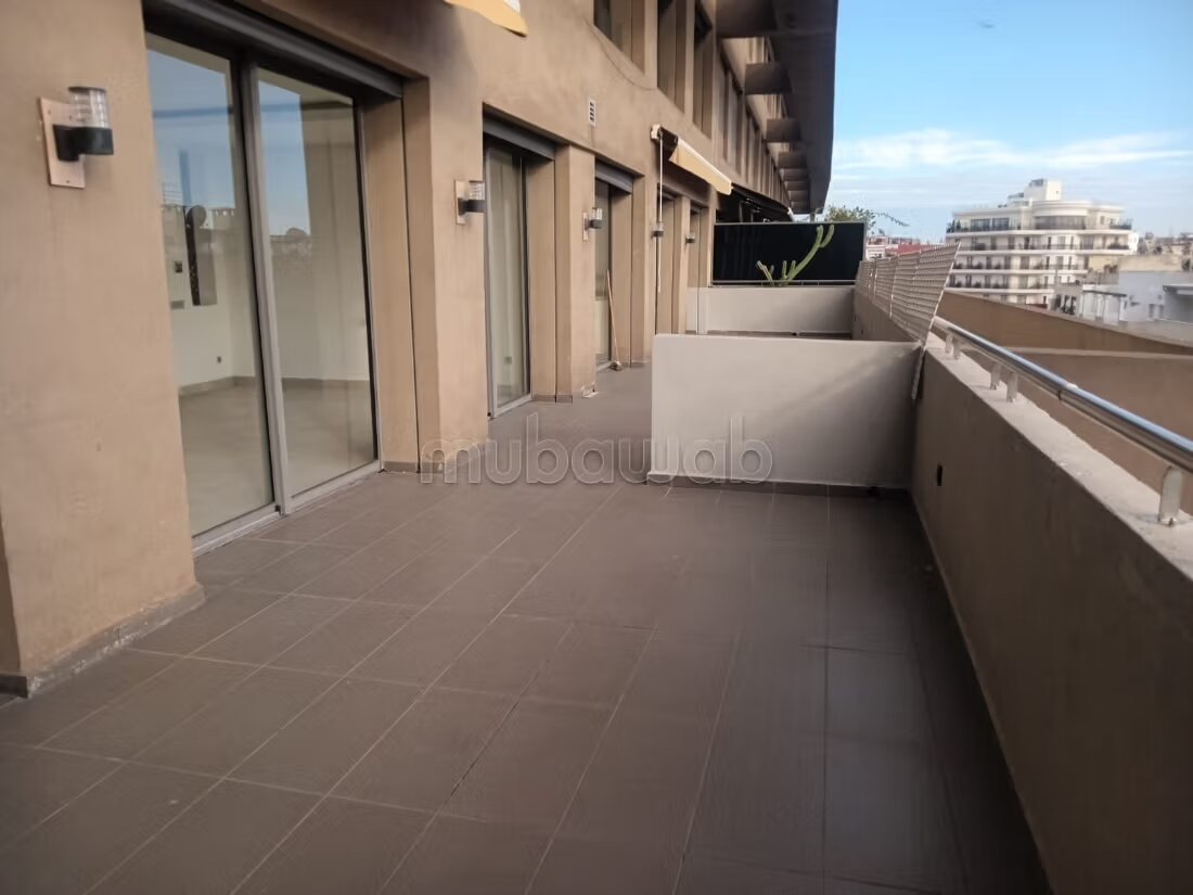 221 m² Apartment for Rent in الدار البيضاء — Photo 5